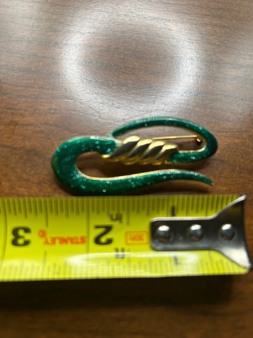 Vintage green enamel brooch gold tone rollover pin sleek swirl statement piece